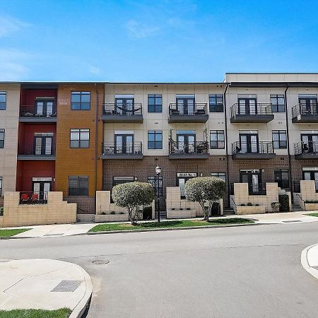 Frontdesk Village At Commonwealth Apts Plaza Midwood Charlotte Zewnętrze zdjęcie