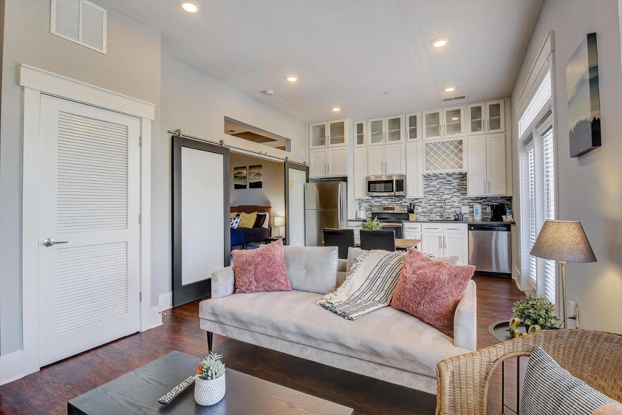 Frontdesk Village At Commonwealth Apts Plaza Midwood Charlotte Zewnętrze zdjęcie